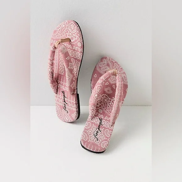 NWOT! Free People Es Verdra Organic Cotton Thong Sandals - Picture 2 of 7